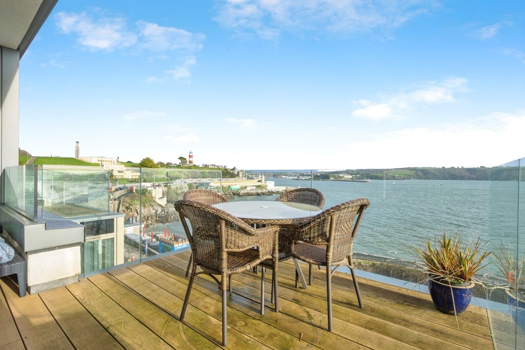 Additional image 12 of 3 bed flat for saleHoe Road, Plymouth, Devon PL1