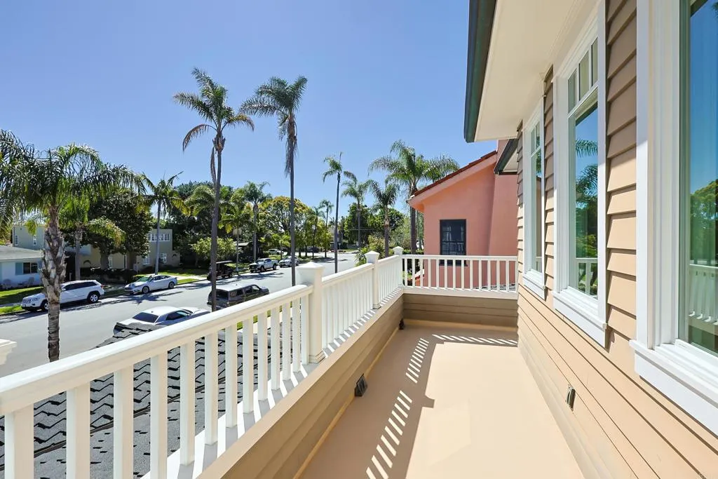 Additional image 87 of 940 J Avenue, Coronado, CA 92118