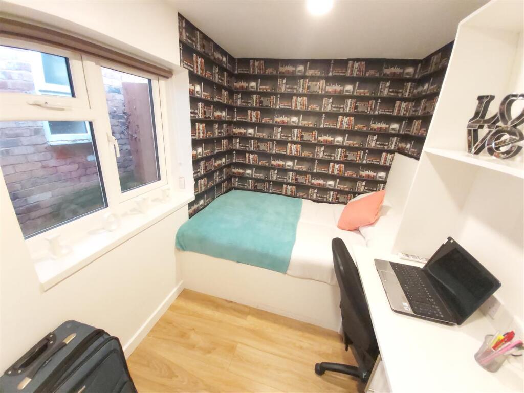 Additional image 2 of George Road