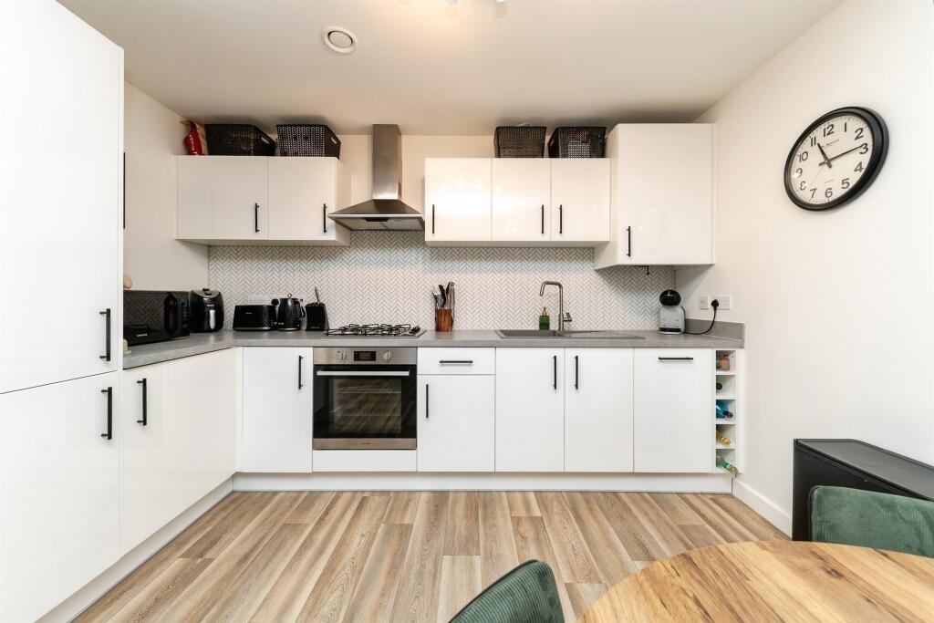 Additional image 15 of Blossom Drive, Welwyn Garden City