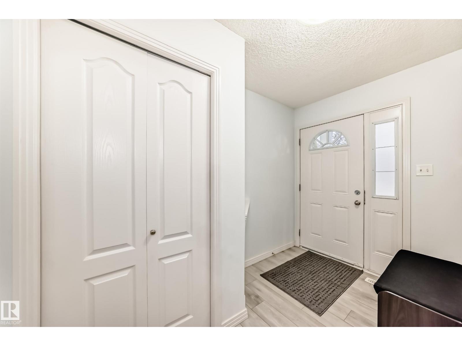 Additional image 3 of 5305 205 Street NW, Edmonton, AB, T6M2Y7