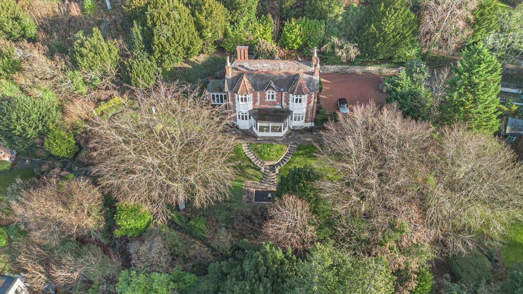 Additional image 32 of 5 bed detached house for saleRemenham Hill, Remenham, Henley-On-Thames, Berkshire RG9