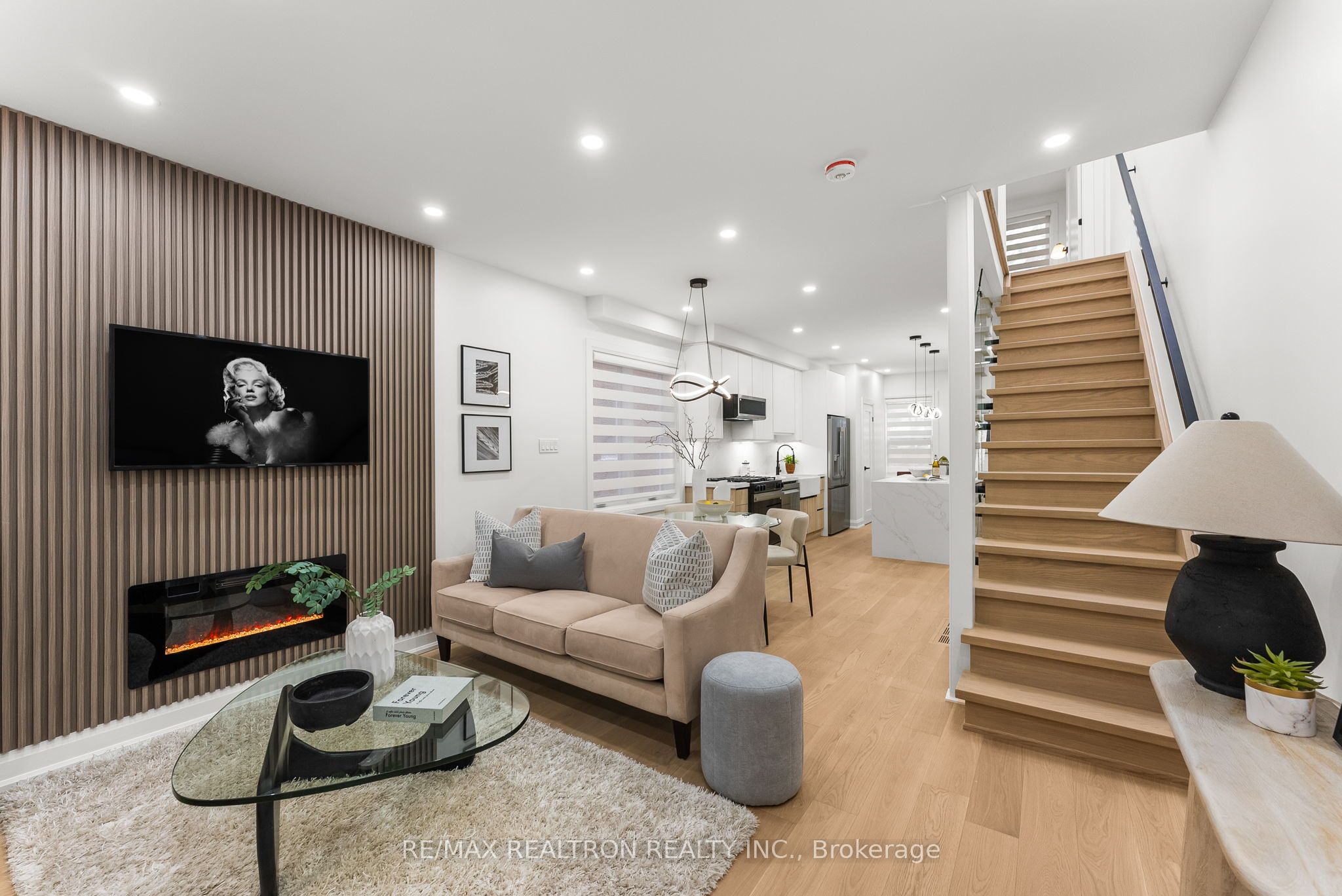 Additional image 6 of 111 Glenmore Road, Toronto, ON, M4L 3M2
