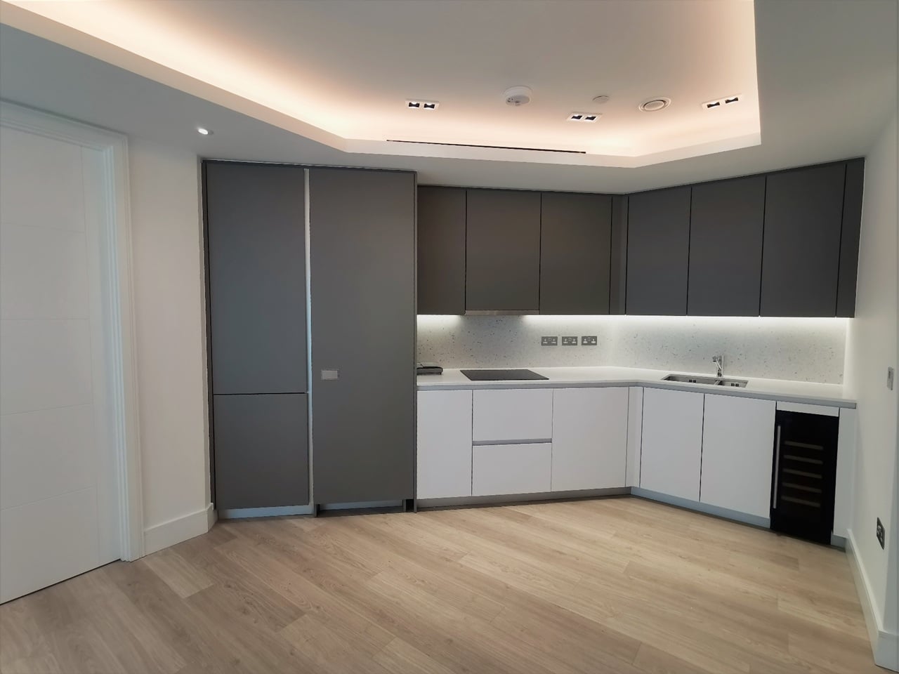 Additional image 3 of 2 Bed Flat, Carrara Tower, EC1V, N1 7GU