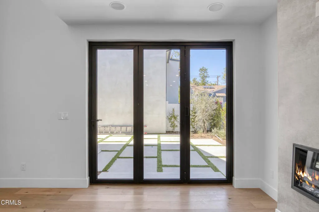 Additional image 56 of 611 W Claremont Street, Pasadena, CA