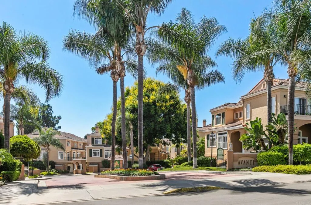 Additional image 64 of 7122 Calabria Court Unit E, San Diego, CA 92122