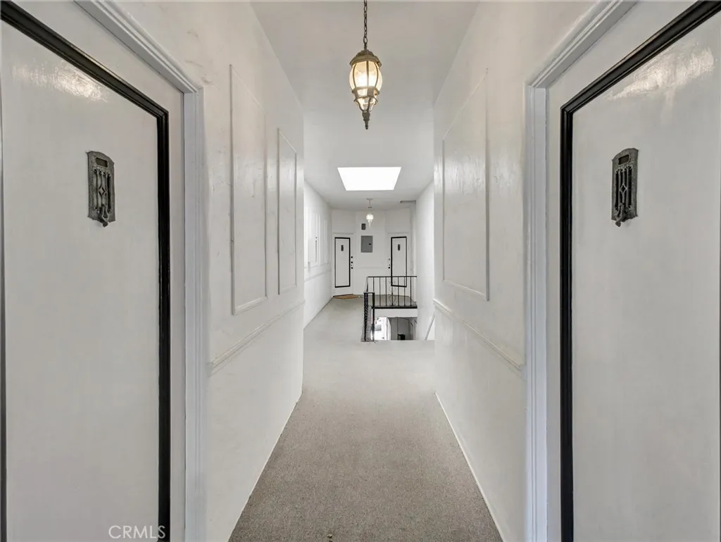 Additional image 28 of 9949 Young Drive Unit 204, Beverly Hills, CA 90212