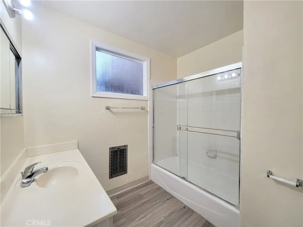 Additional image 12 of 21 Alamitos Ave Unit 4, Long Beach, CA 90802