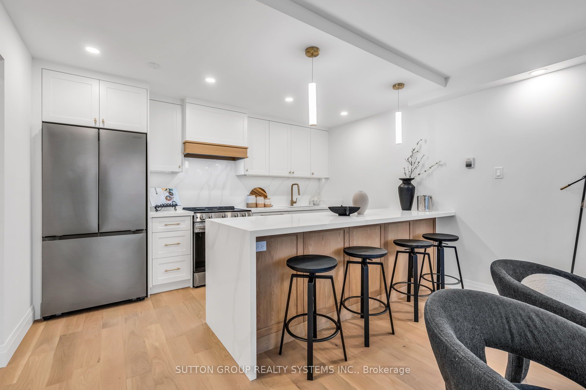Additional image 3 of 706-45 Southport Street, Toronto, ON, M6S 3N5