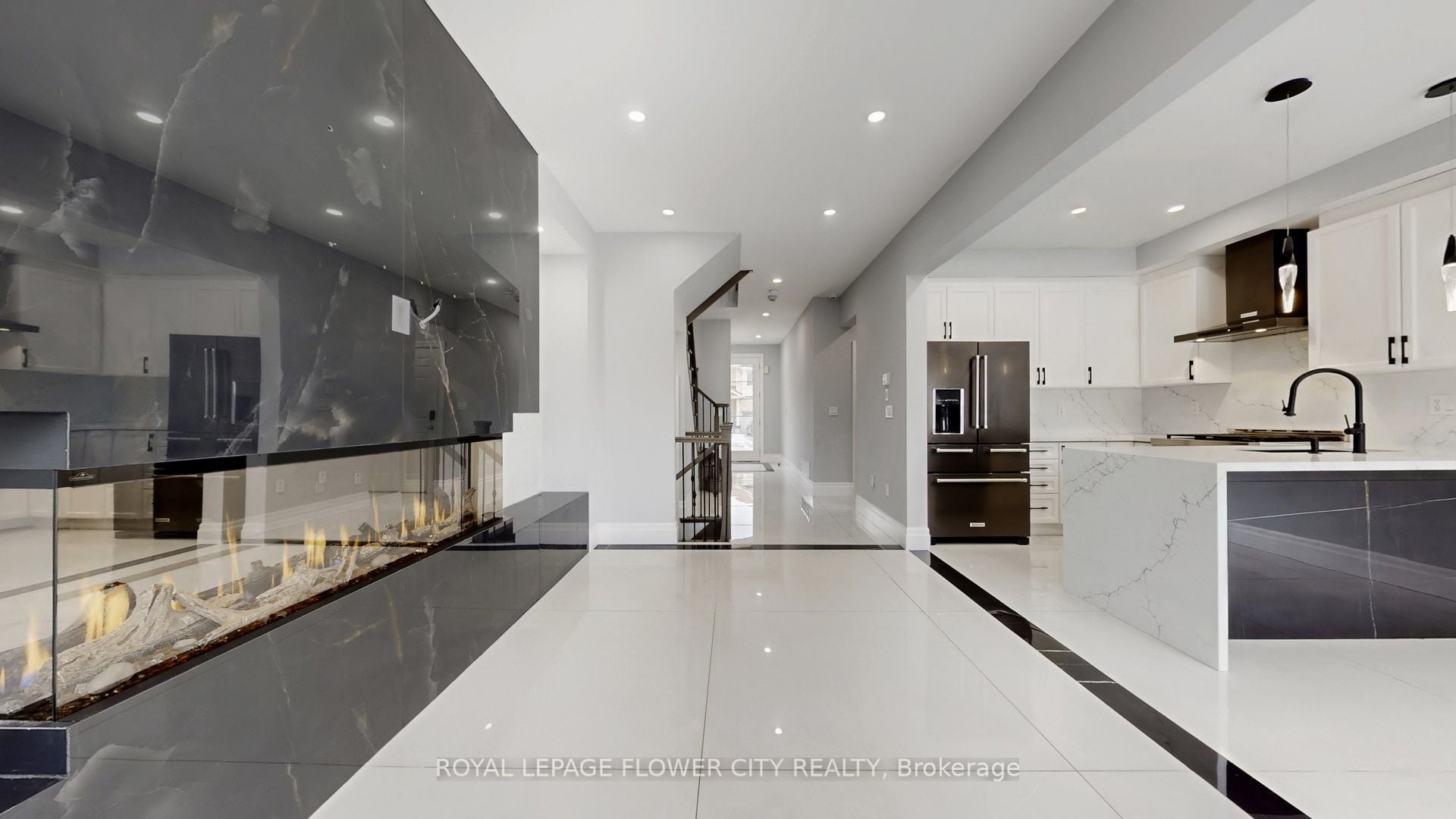 Additional image 6 of 642 Sweetwater Crescent, Newmarket, ON, L3X 0H5
