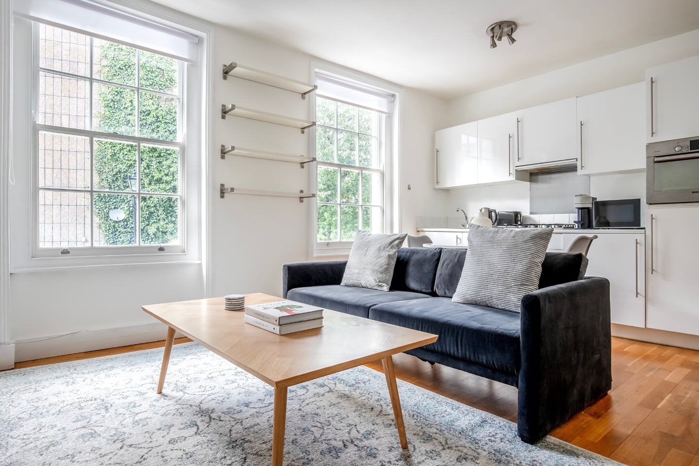 Additional image 2 of 1 Bed Flat, Compton St, EC1V, N1 7GU