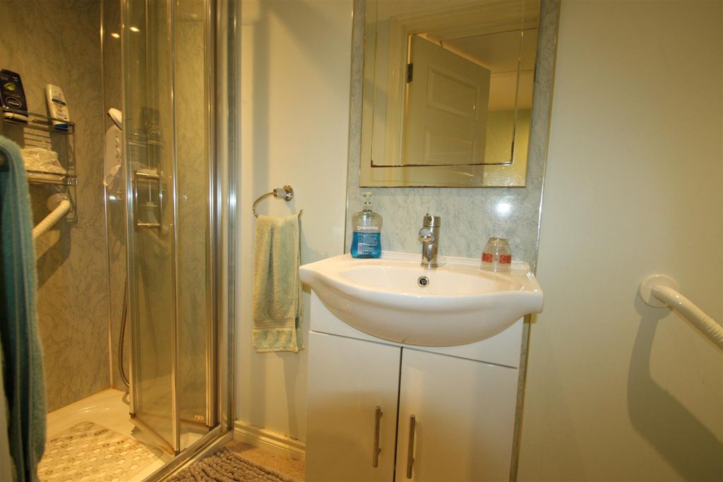 Additional image 23 of 4 bed terraced house for sale22, 24, 26, 28 And 28A Dromore Street, Ballynahich BT24