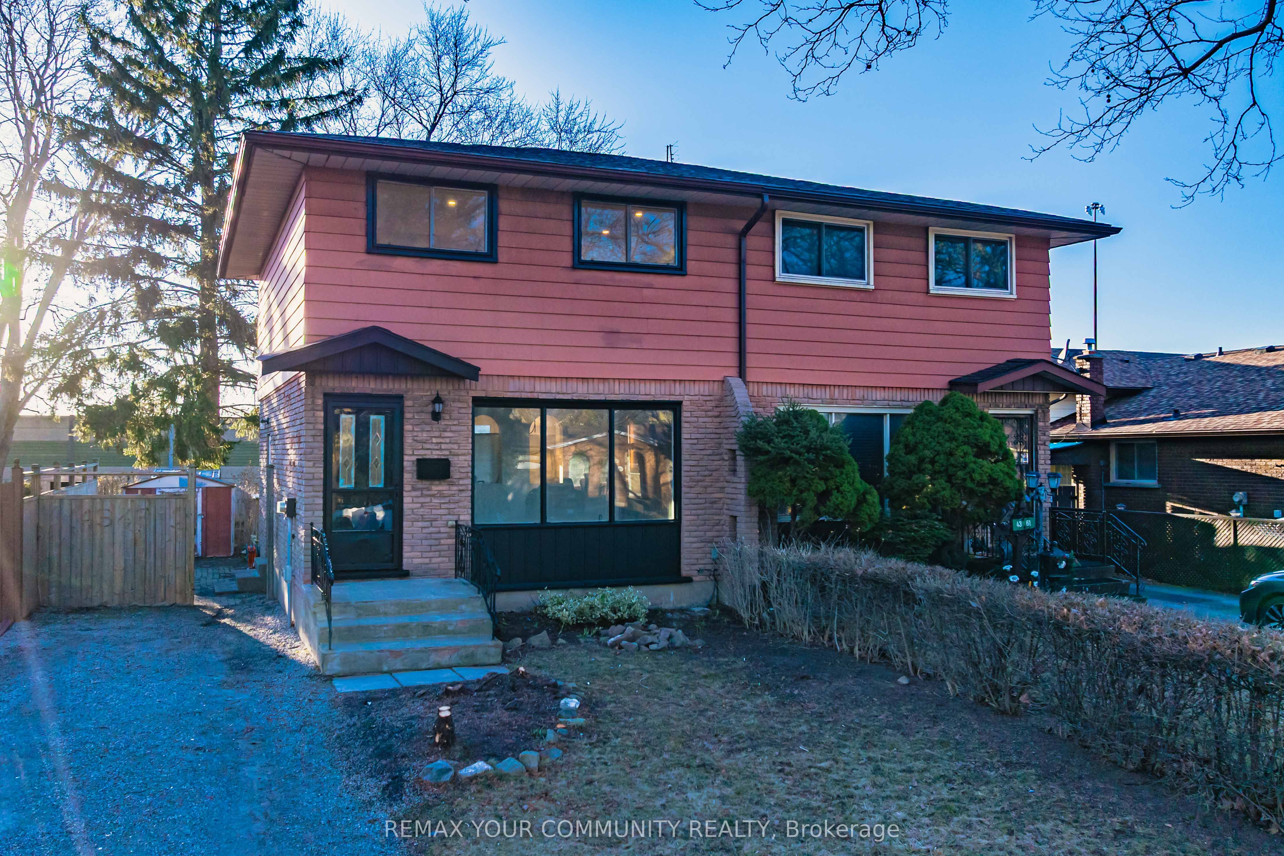 4363 Meadowvale Drive, Niagara Falls, ON, L2E 5W8