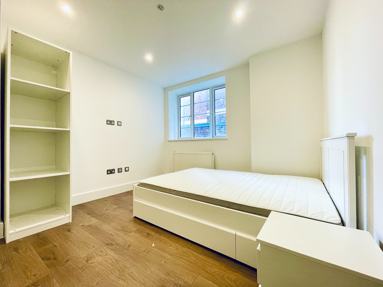 Additional image 4 of 2 Bed Flat, Wandsworth Road, SW8, N1 7GU