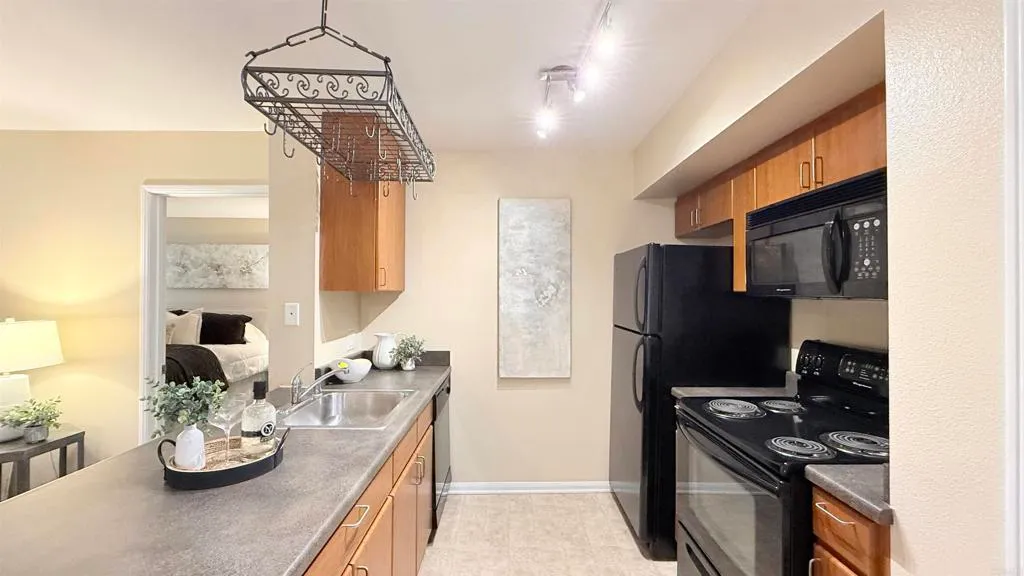 Additional image 3 of 1435 India St Unit 409, San Diego, CA 92101