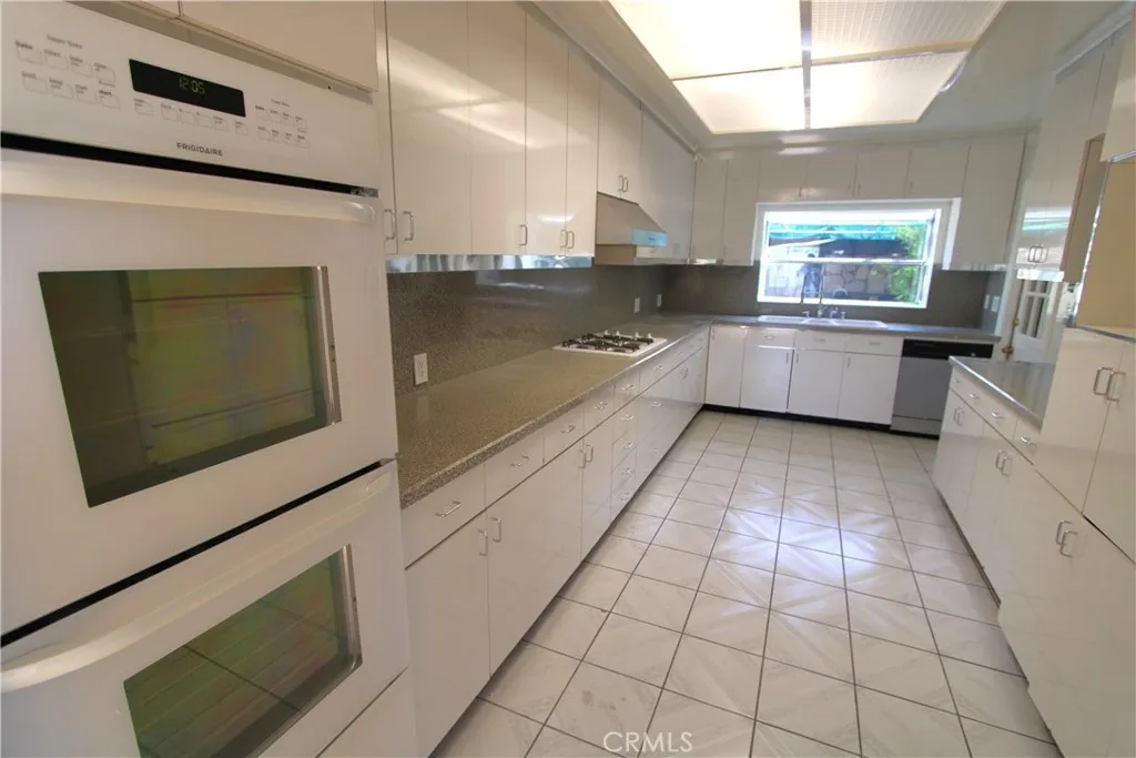 Additional image 8 of 2035 Rangeview Dr, Glendale, CA 91201