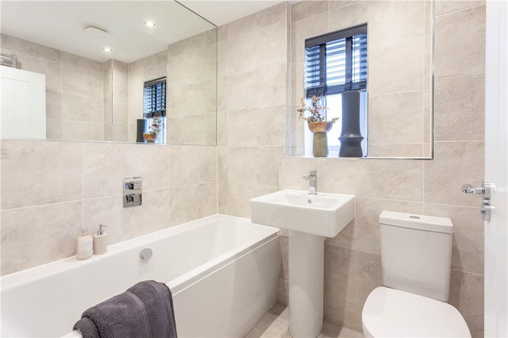 Additional image 12 of 4 bed semi-detached house for sale"Asterwood Semi" at Glebe Road, Beith KA15
