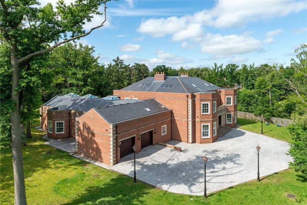6 bed detached house for saleTranwell Woods, Morpeth, Northumberland NE61