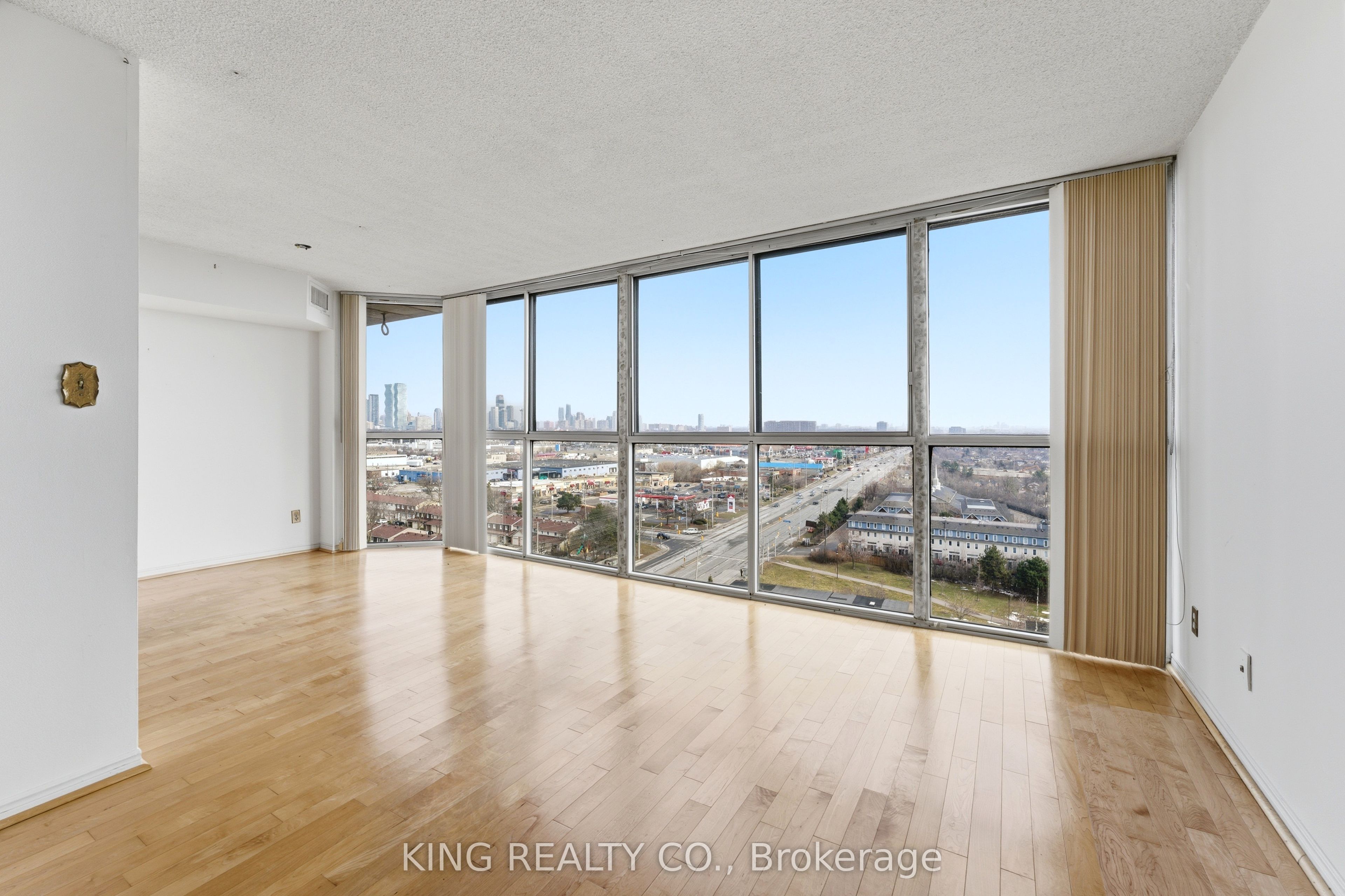 Additional image 6 of 1604-880 Dundas Street W, Mississauga, ON, L5C 4H3