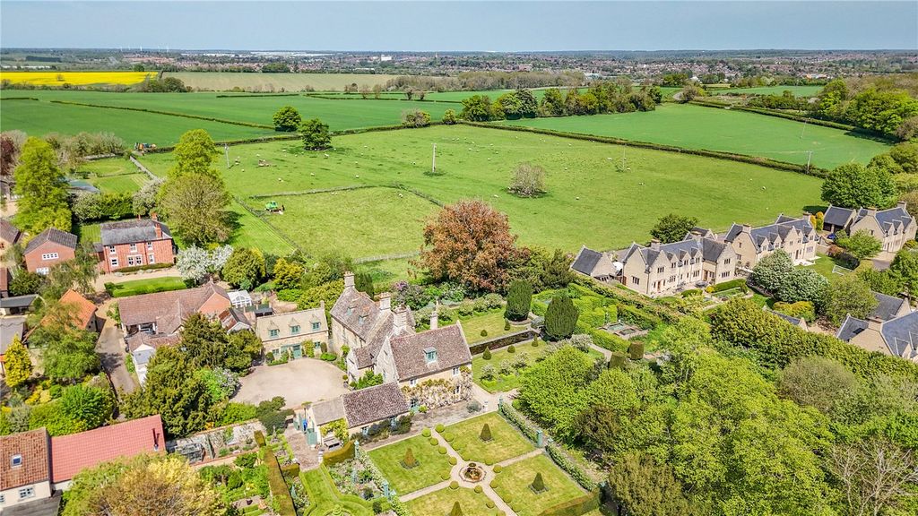 Additional image 18 of 5 bed detached house for saleTop End, Pytchley, Kettering, Northamptonshire NN14