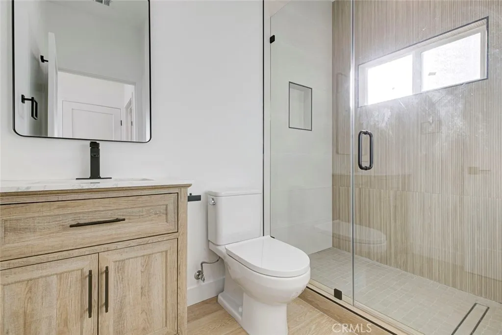 Additional image 44 of 2240 N Keystone, Burbank, CA 91504