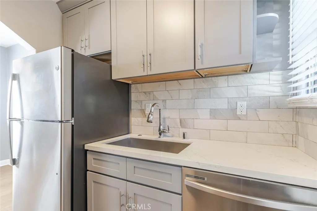 Additional image 9 of 1049 Western Avenue Unit B, Glendale, CA 91201