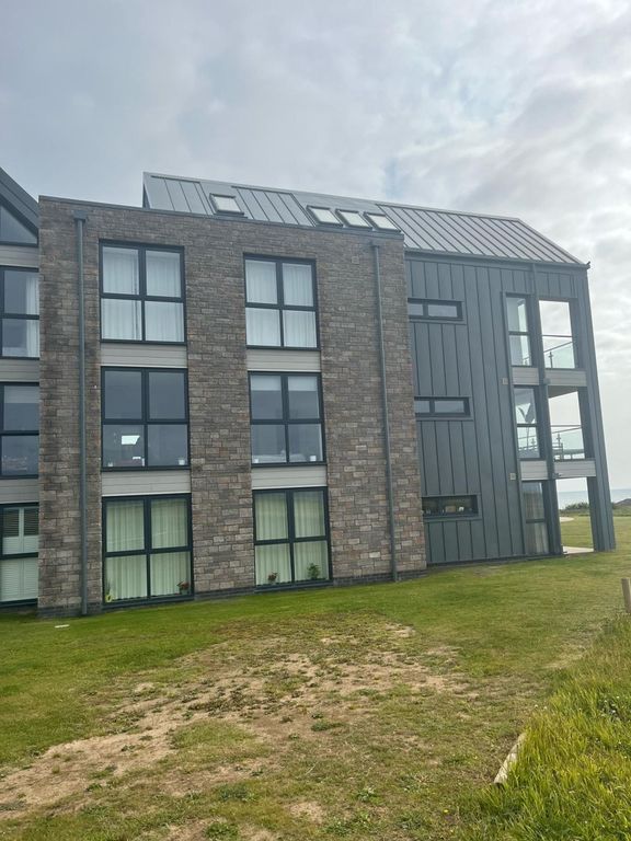 Additional image 2 of 3 bed flat for saleRest Bay, Porthcawl CF36