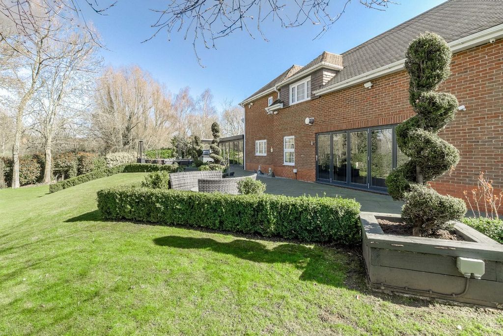 Additional image 35 of 6 bed detached house for saleBelfry Lane, Collingtree Park, Northampton NN4