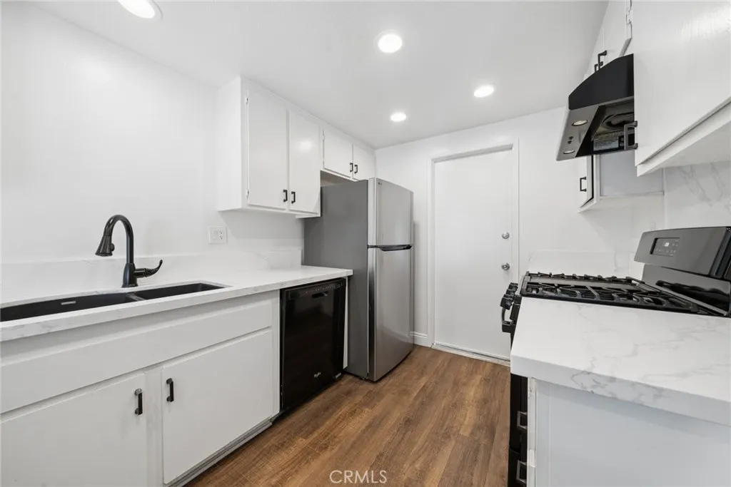 Additional image 30 of 7892 Nomad Circle, Huntington Beach, CA 92648