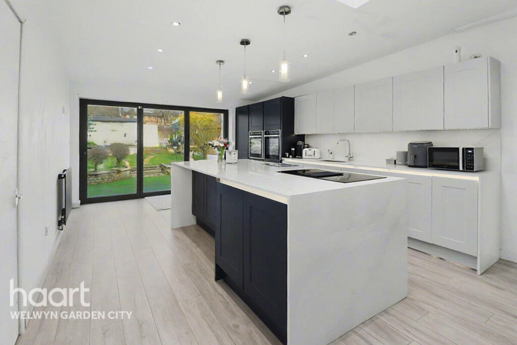 Additional image 5 of Gorse Close, Hatfield