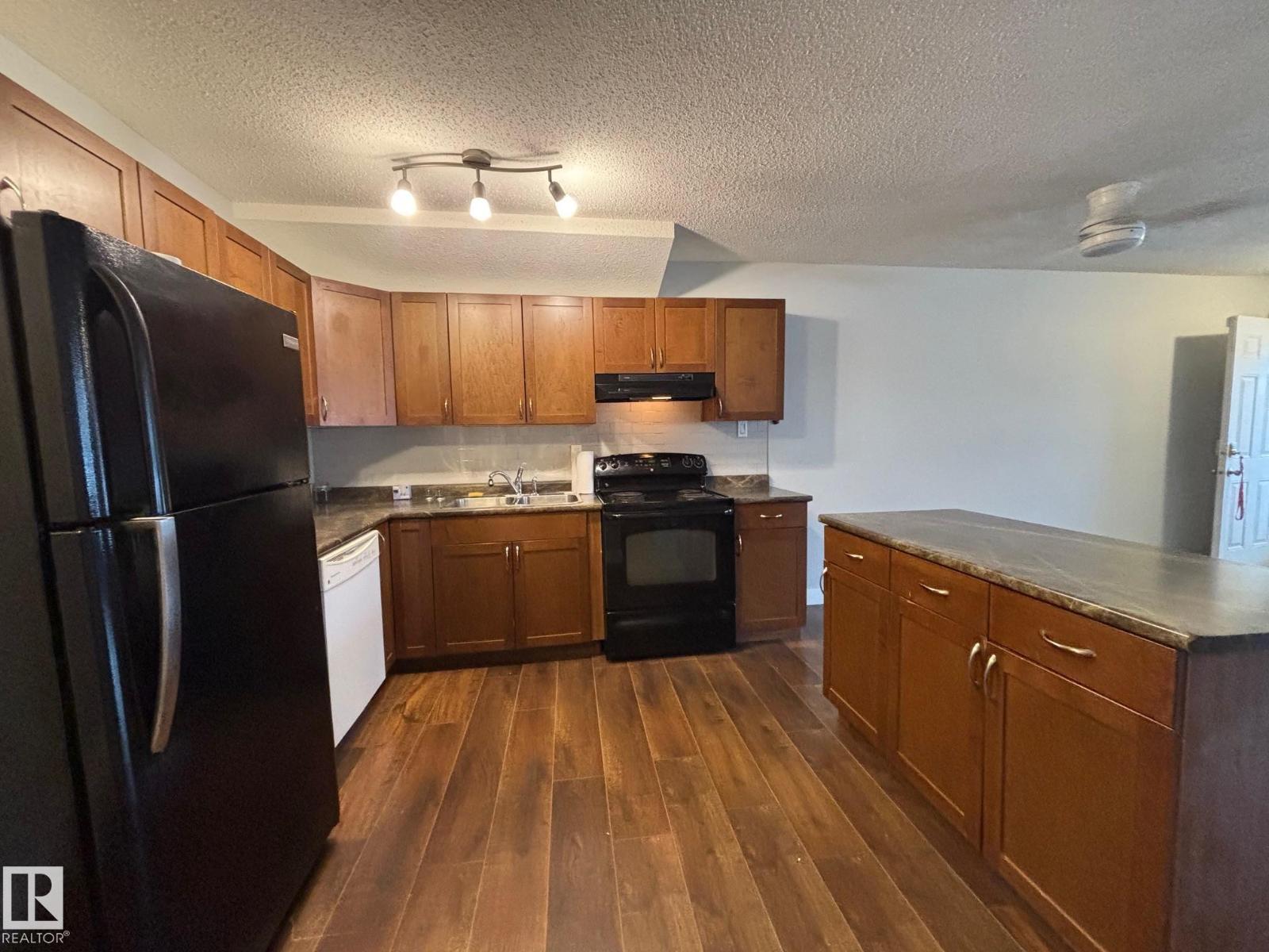 Additional image 6 of 40-13590 38 Street NW, Edmonton, AB, T5A2W7