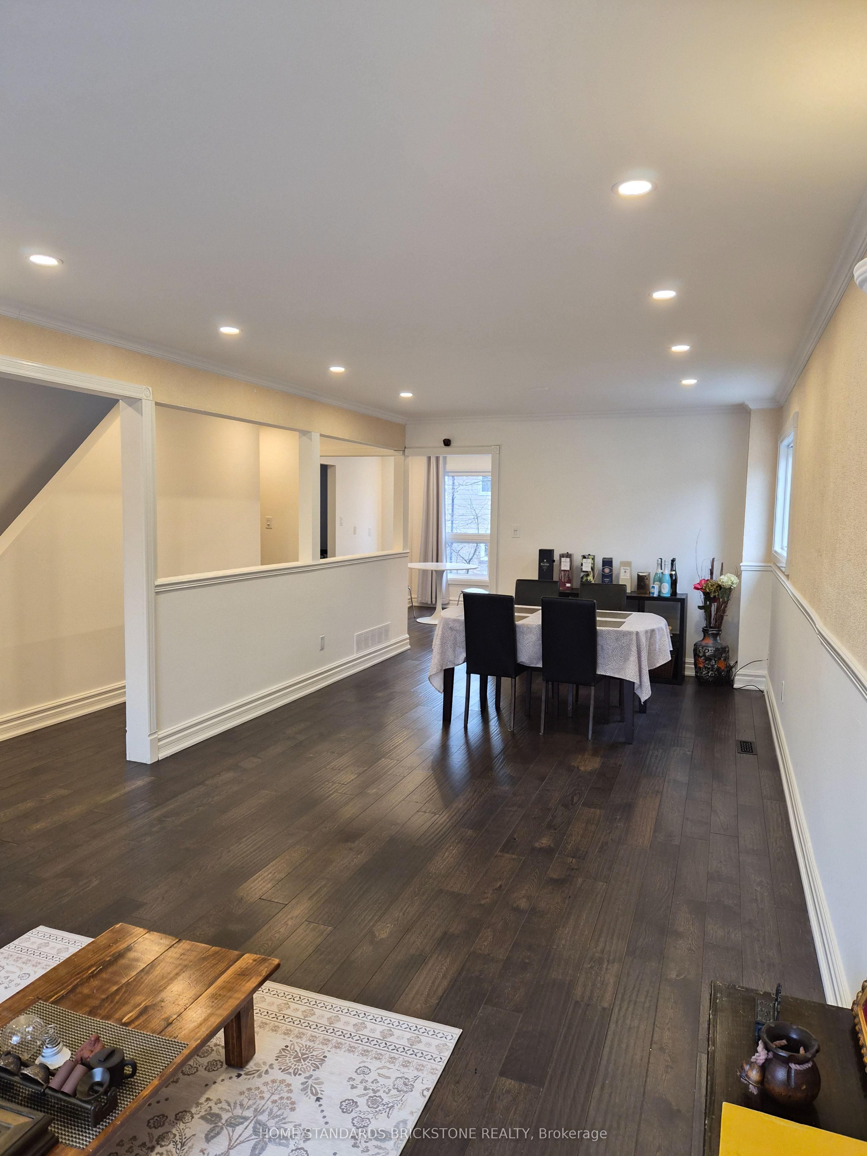 Additional image 2 of 122 Lowe Boulevard, Newmarket, ON, L3Y 5T2