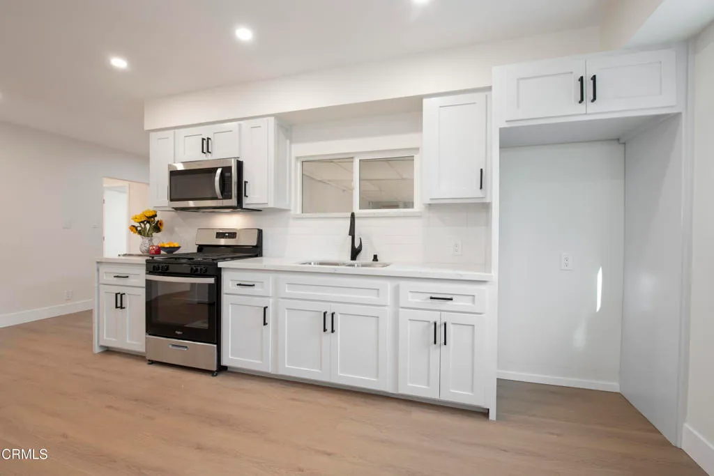 Additional image 27 of 5840 Satsuma Avenue, Los Angeles, CA 91601