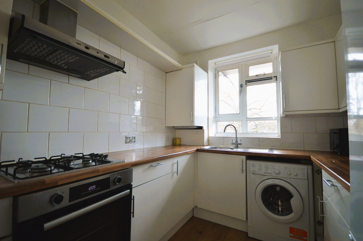 Additional image 5 of 1 Bed Flat, Newtown Court, SW11, N1 7GU