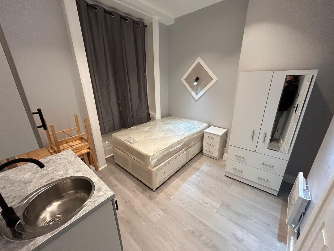 Studio Flat, Paddington, W2, N1 7GU