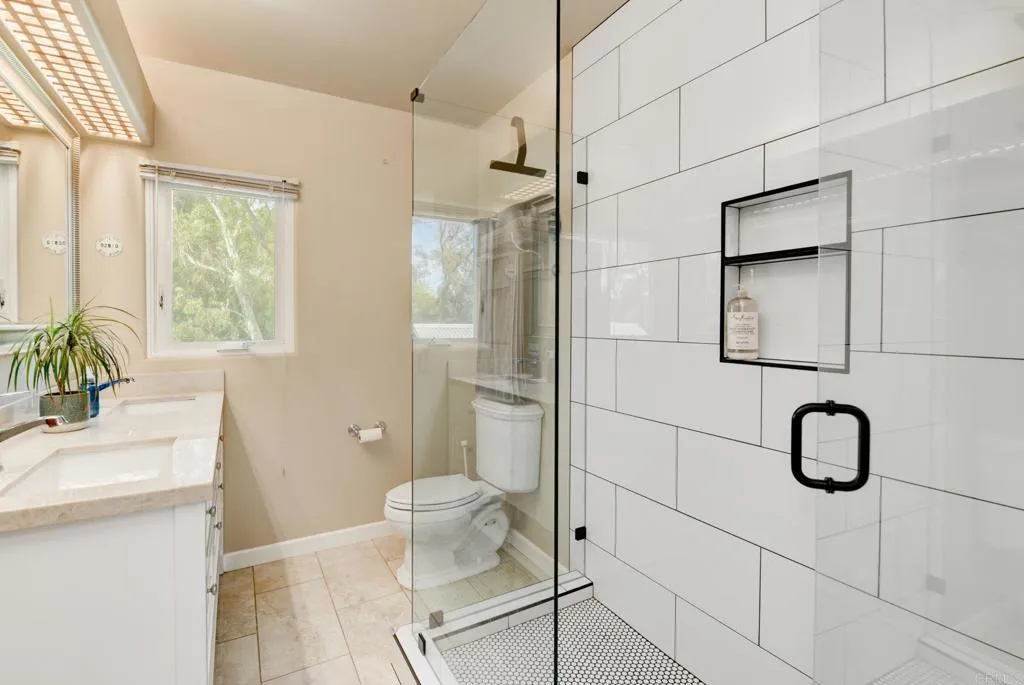 Additional image 33 of 5440 Siesta Dr, San Diego, CA 92115