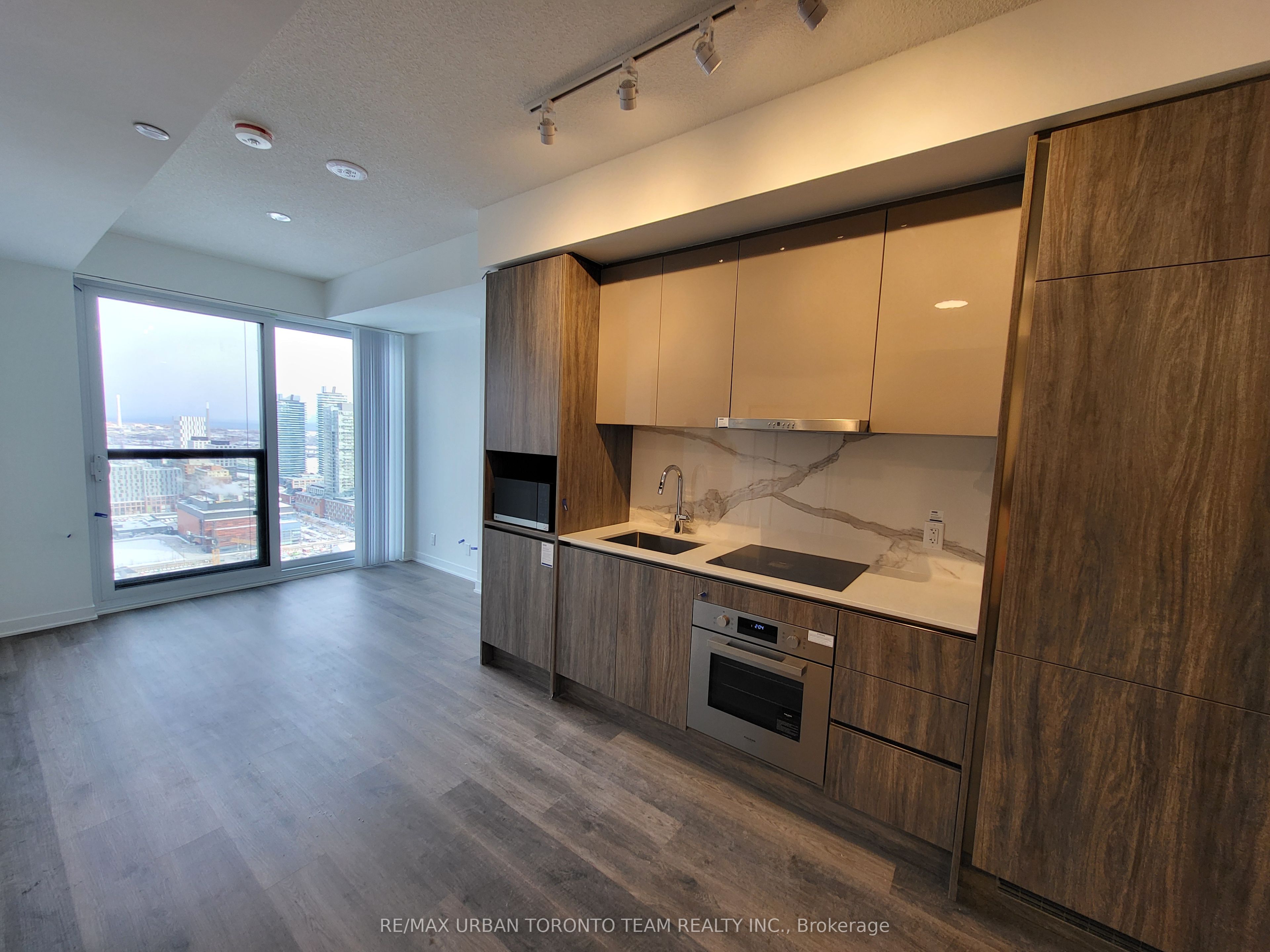 Additional image 6 of 3305-180 Front Street E, Toronto, ON, M5A 0K9