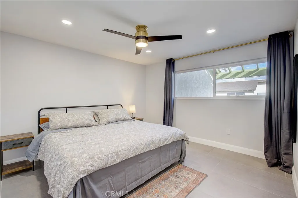 Additional image 59 of 16562 Regina Cir Unit 4, Huntington Beach, CA 92649