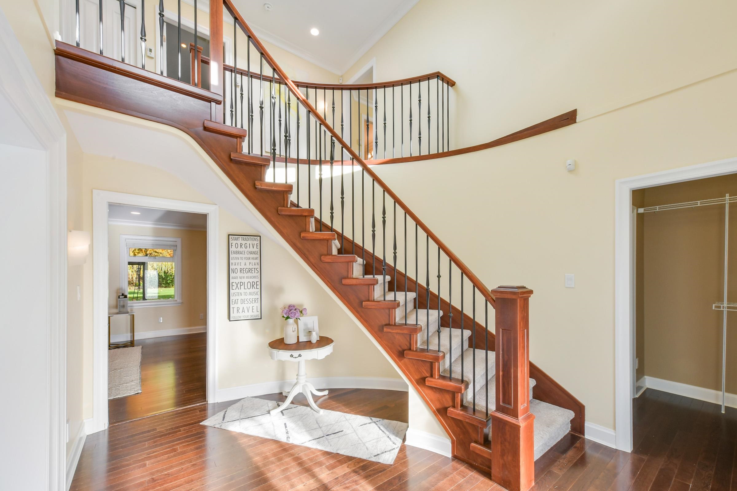 Additional image 2 of 1944 133b Street, Surrey, BC, V4A 7S7