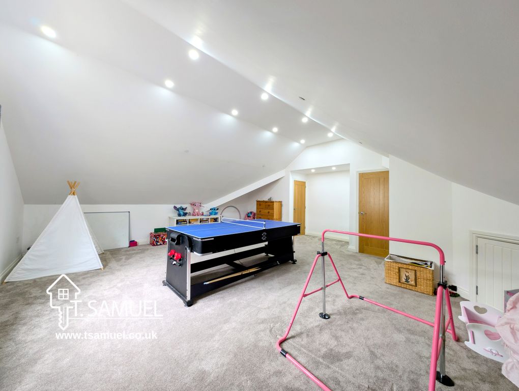Additional image 34 of 5 bed detached house for saleGolwg Y Mynydd, Llanwonno Road, Mountain Ash CF45