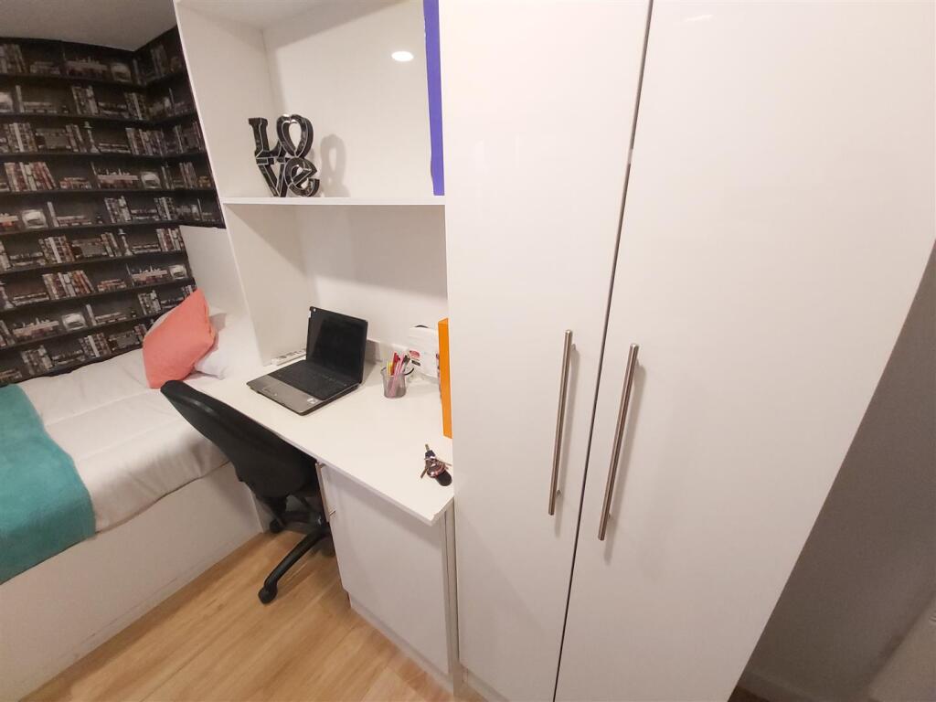 Additional image 3 of George Road