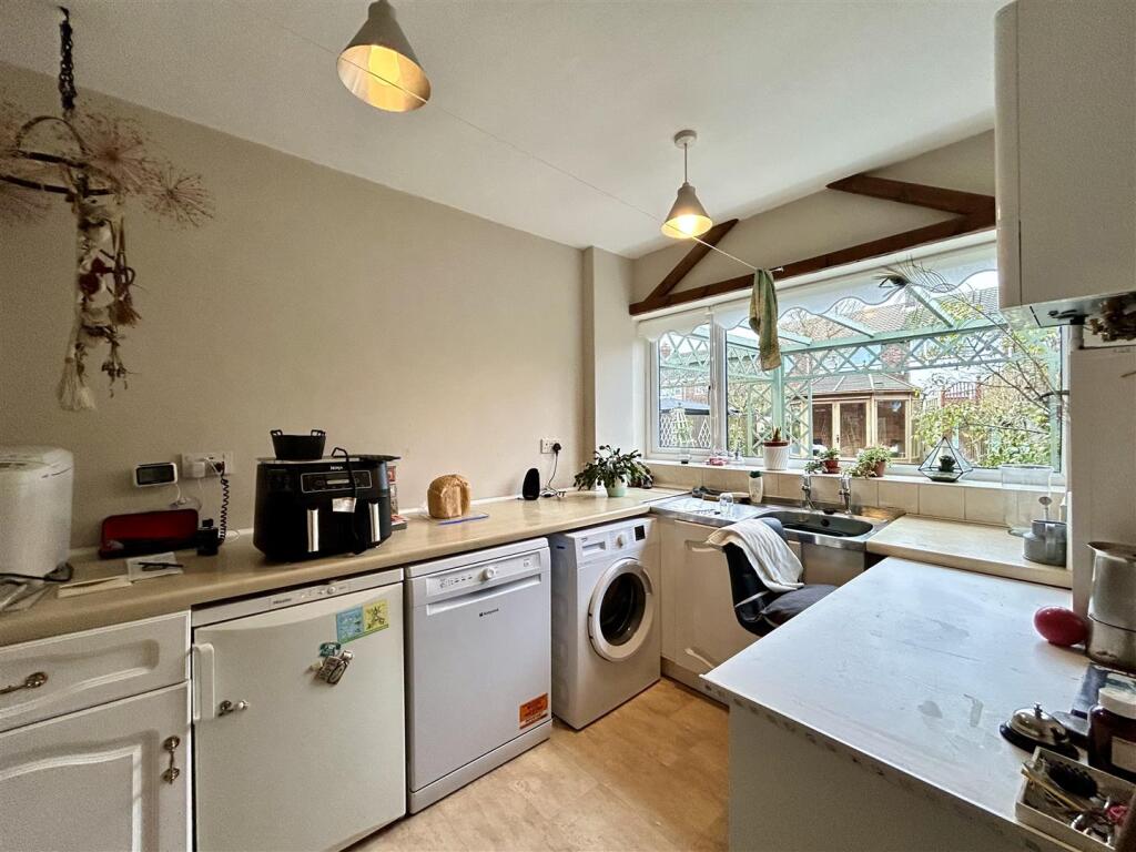 Additional image 10 of Hanbury Close, Halesowen