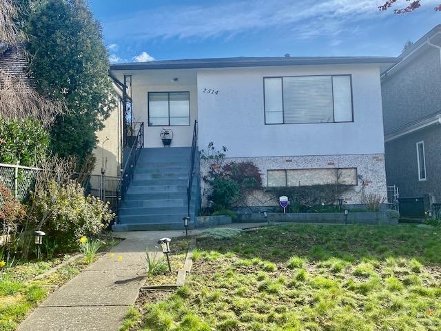 2514 24 Avenue E, Vancouver, BC, V5R 1C9