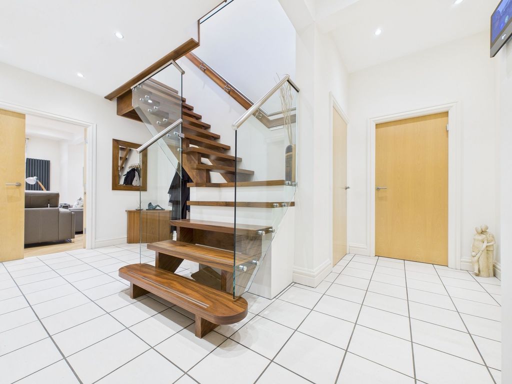 Additional image 3 of 2 bed flat for saleBeech Lane, Calderstones, Liverpool. L18