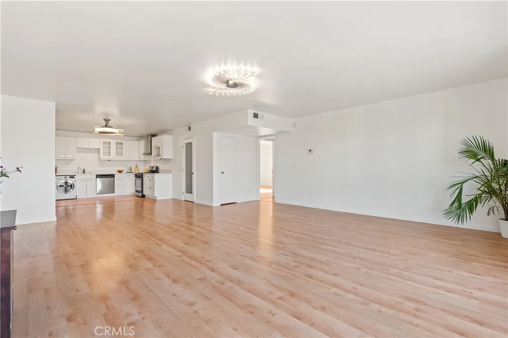 Additional image 15 of 5250 Zelzah Ave Unit 21A, Encino, CA 91316