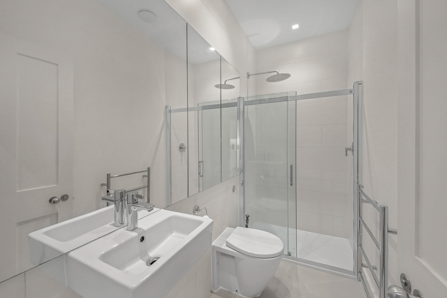 2 Bed Flat, Queen's Gate, SW7, N1 7GU