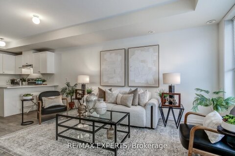 Additional image 8 of 61-300 Alex Gardner Circle, Aurora, ON, L4G 1N4