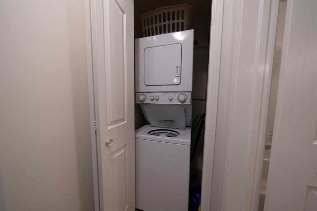 Additional image 6 of 425-5000 Somervale Court SW, Calgary, AB, T2Y4M1