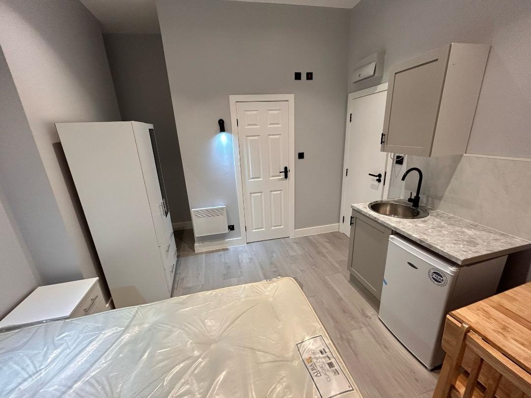 Additional image 3 of Studio Flat, Paddington, W2, N1 7GU