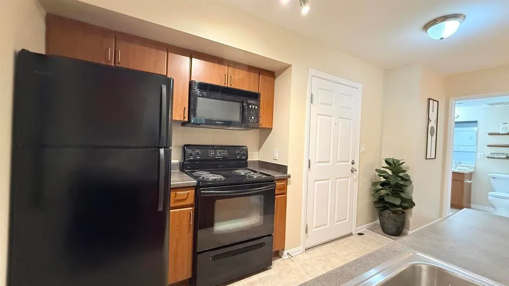 Additional image 44 of 1435 India St Unit 409, San Diego, CA 92101